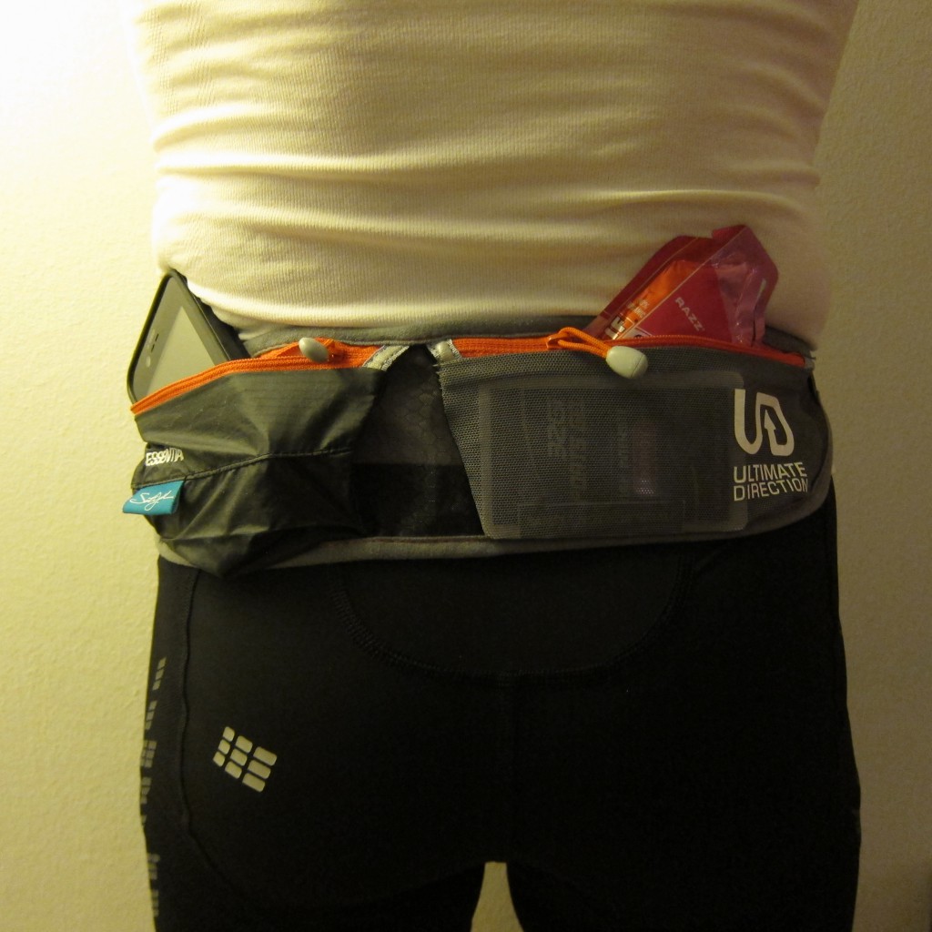 På bagsiden af Jurek Essential sidder to store lommer med god plads til smartphone og gels. 